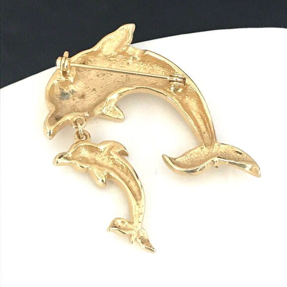 Vintage Dolphins Pin Brooch Mother and Baby Figural Gold Tone 4C - Picture 2 of 3